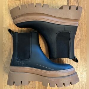 Rainboots